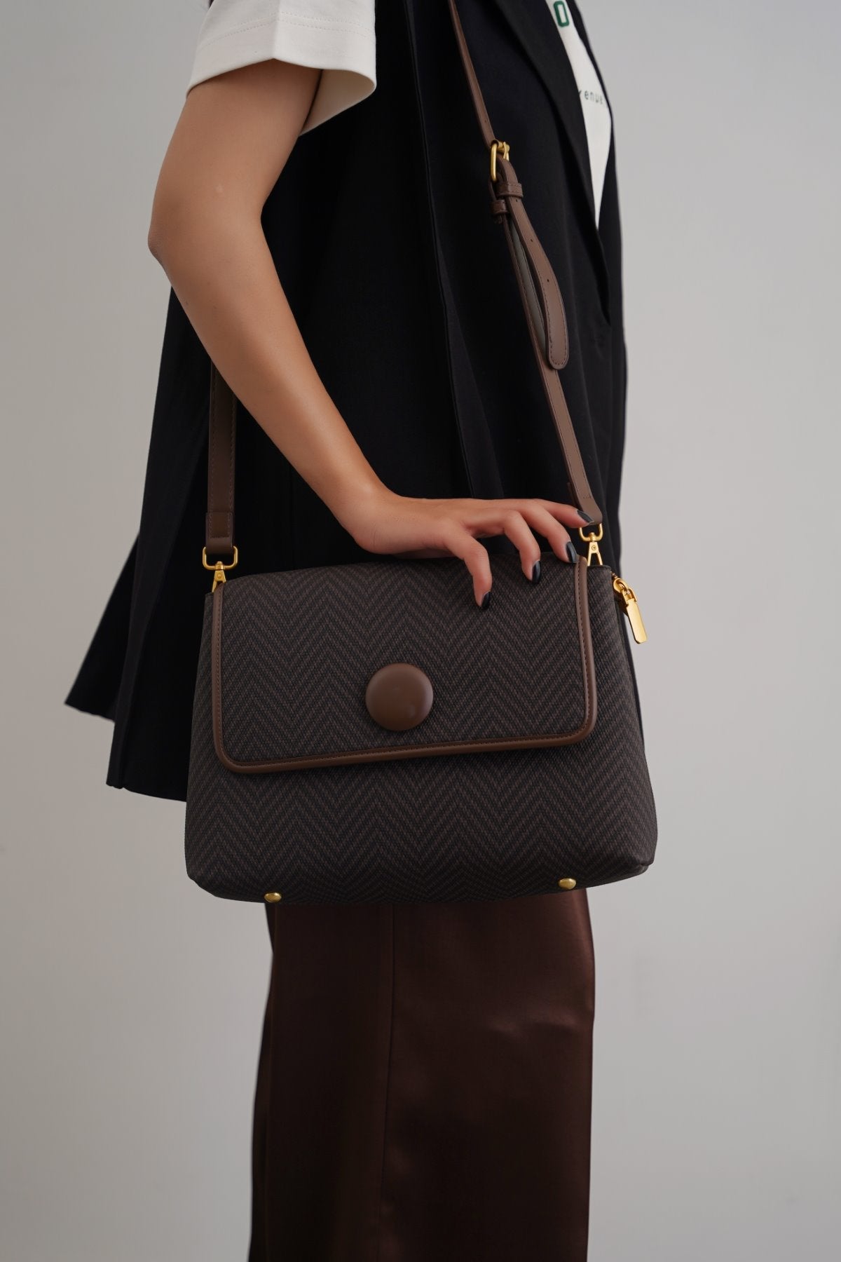 BUTTER SHOULDER BAG