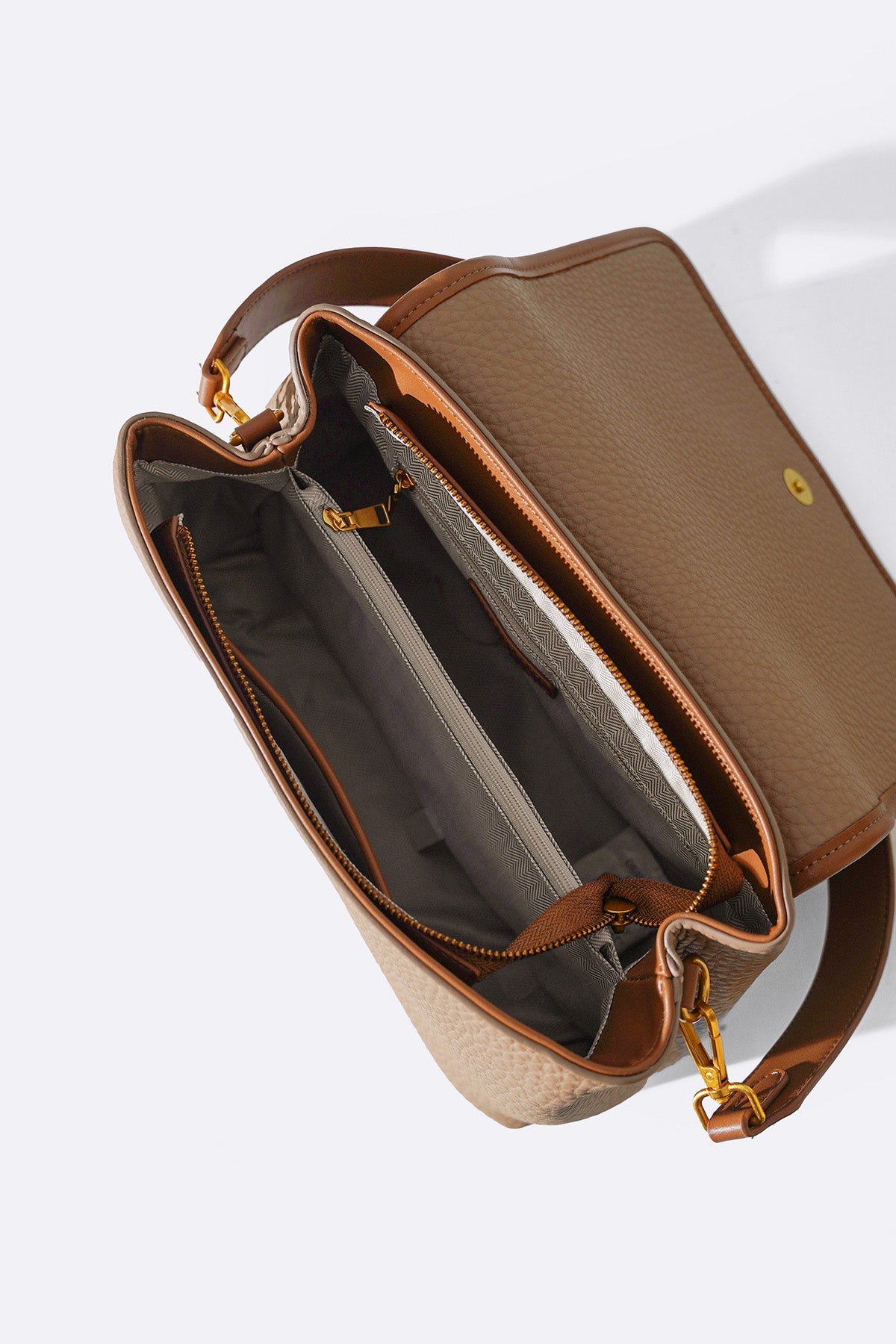 BUTTER SHOULDER BAG