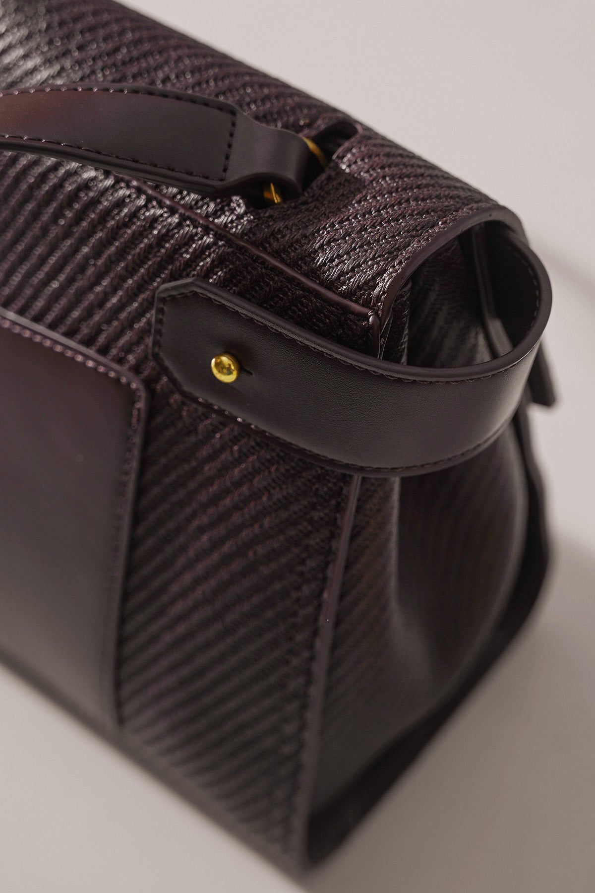 CAIRO SHOULDER BAG