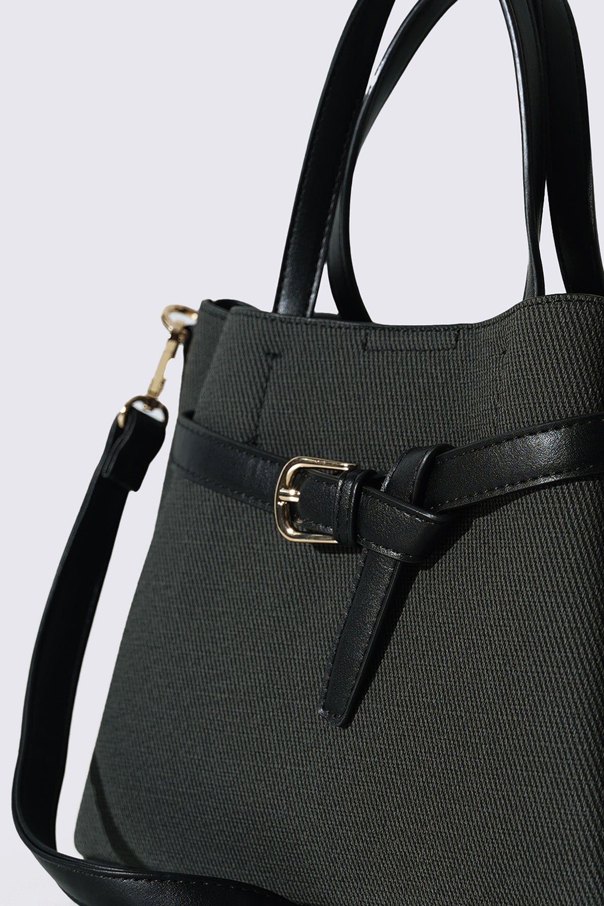 WEEKEND TOP HANDLE BAG
