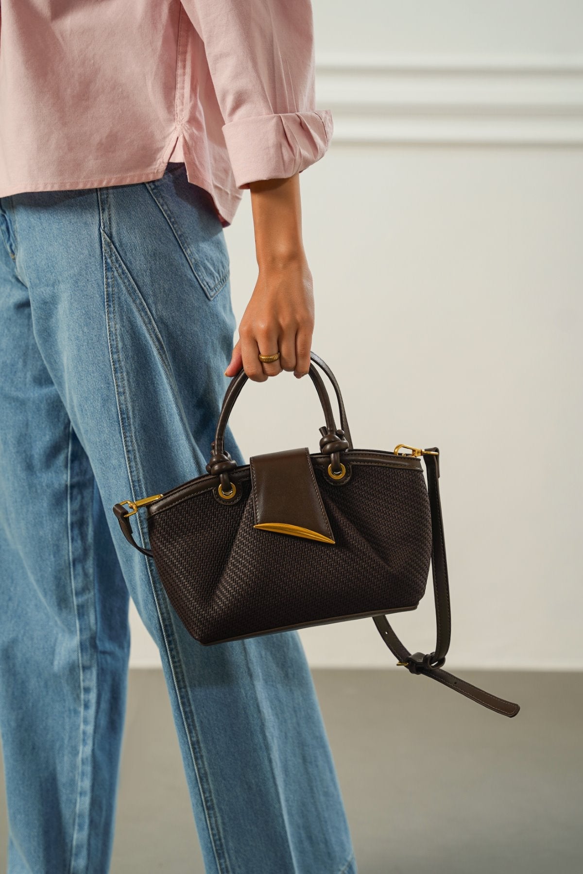 MODA TOP HANDLE BAG