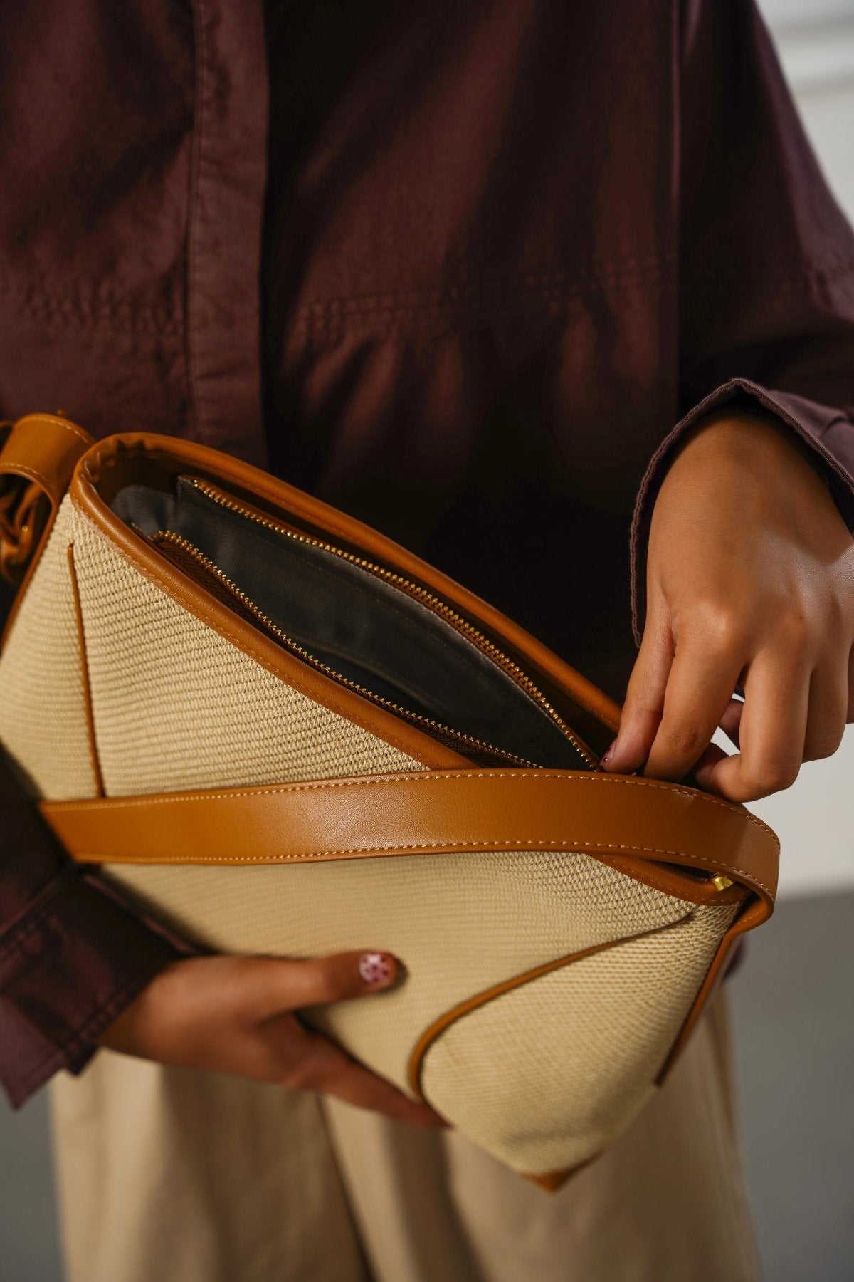 RUMELI SHOULDER BAG