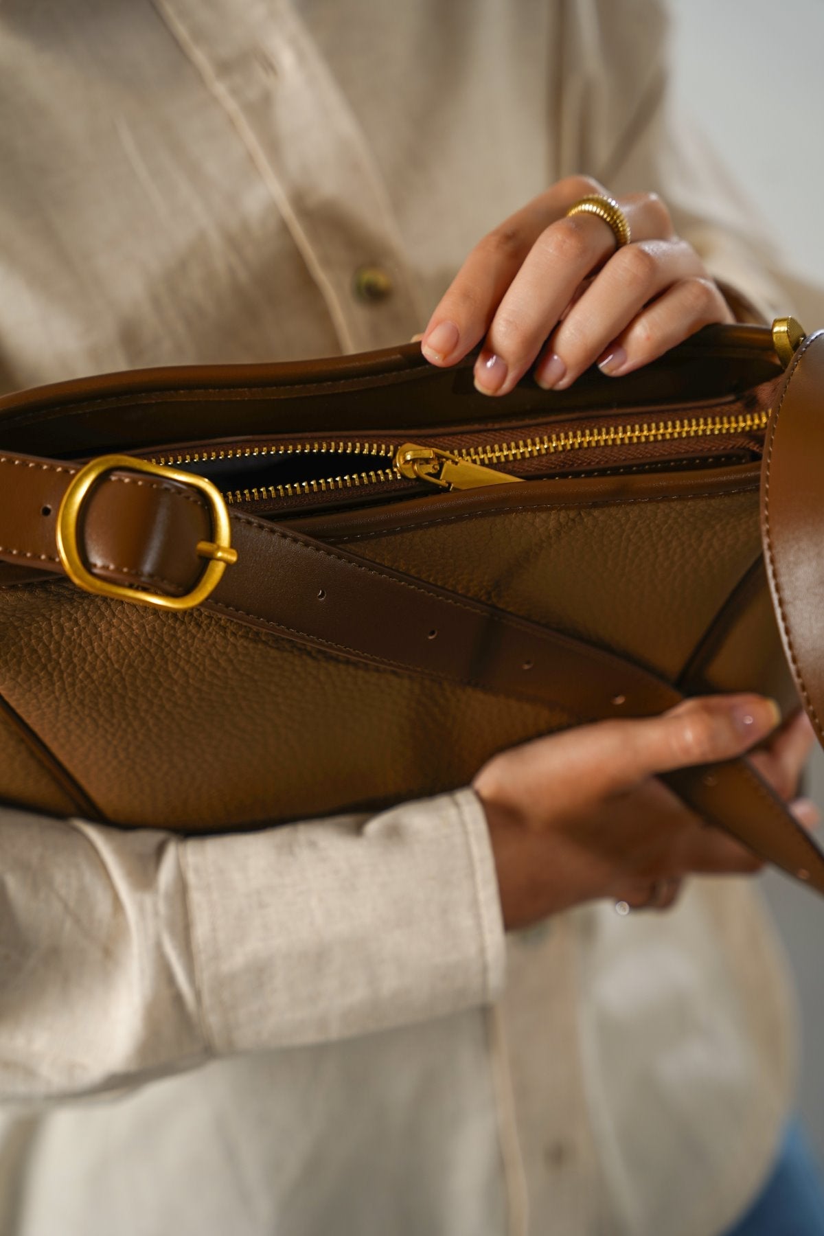 RUMELI SHOULDER BAG