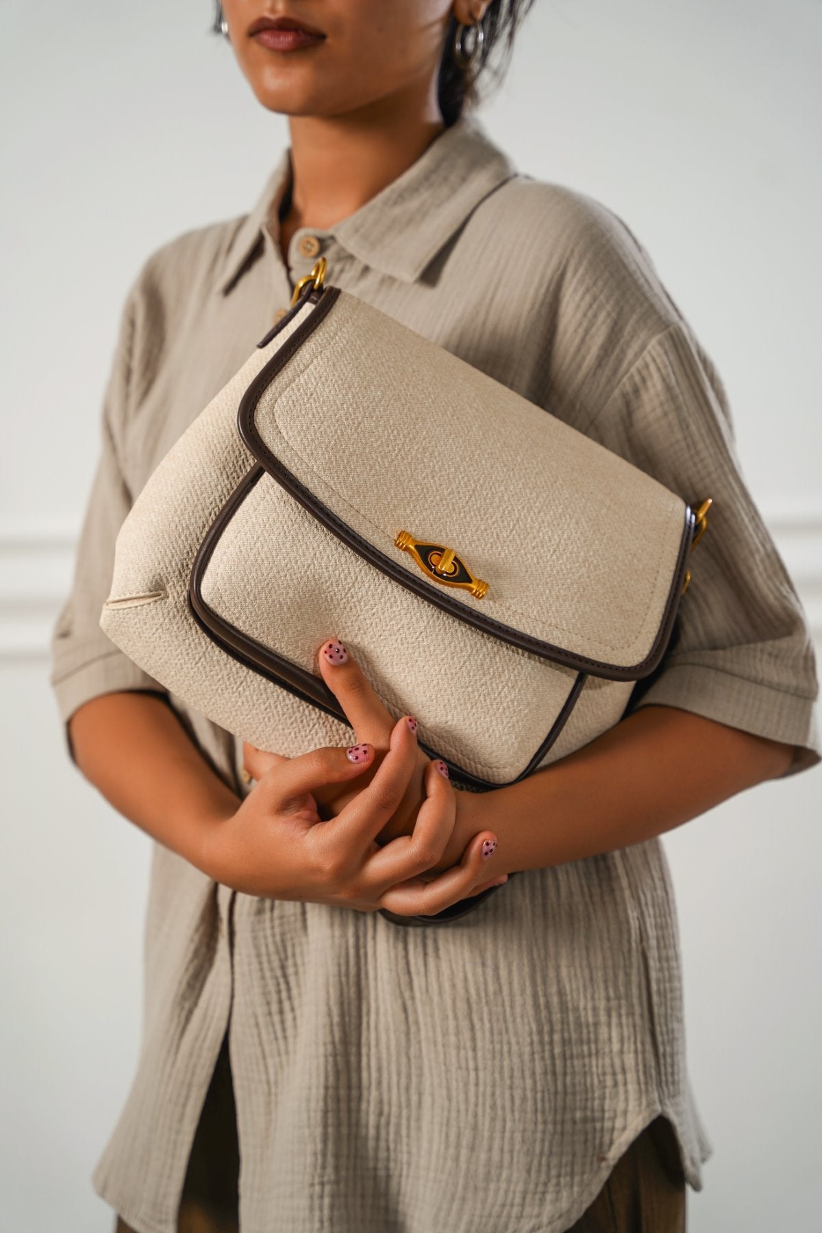 PETRA SHOULDER BAG