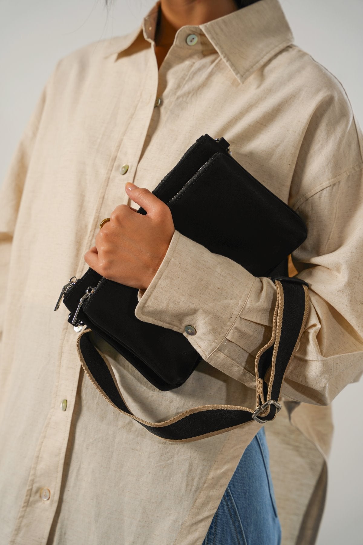 VELVET PEACH CROSSBODY