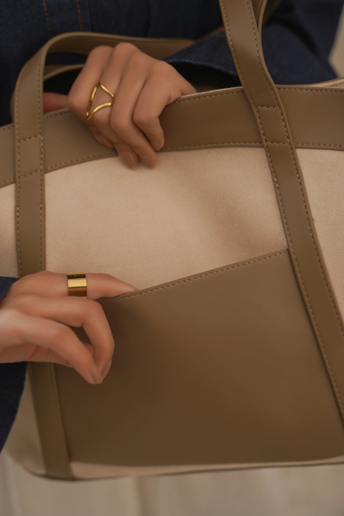 SUN AND SAND TOTE