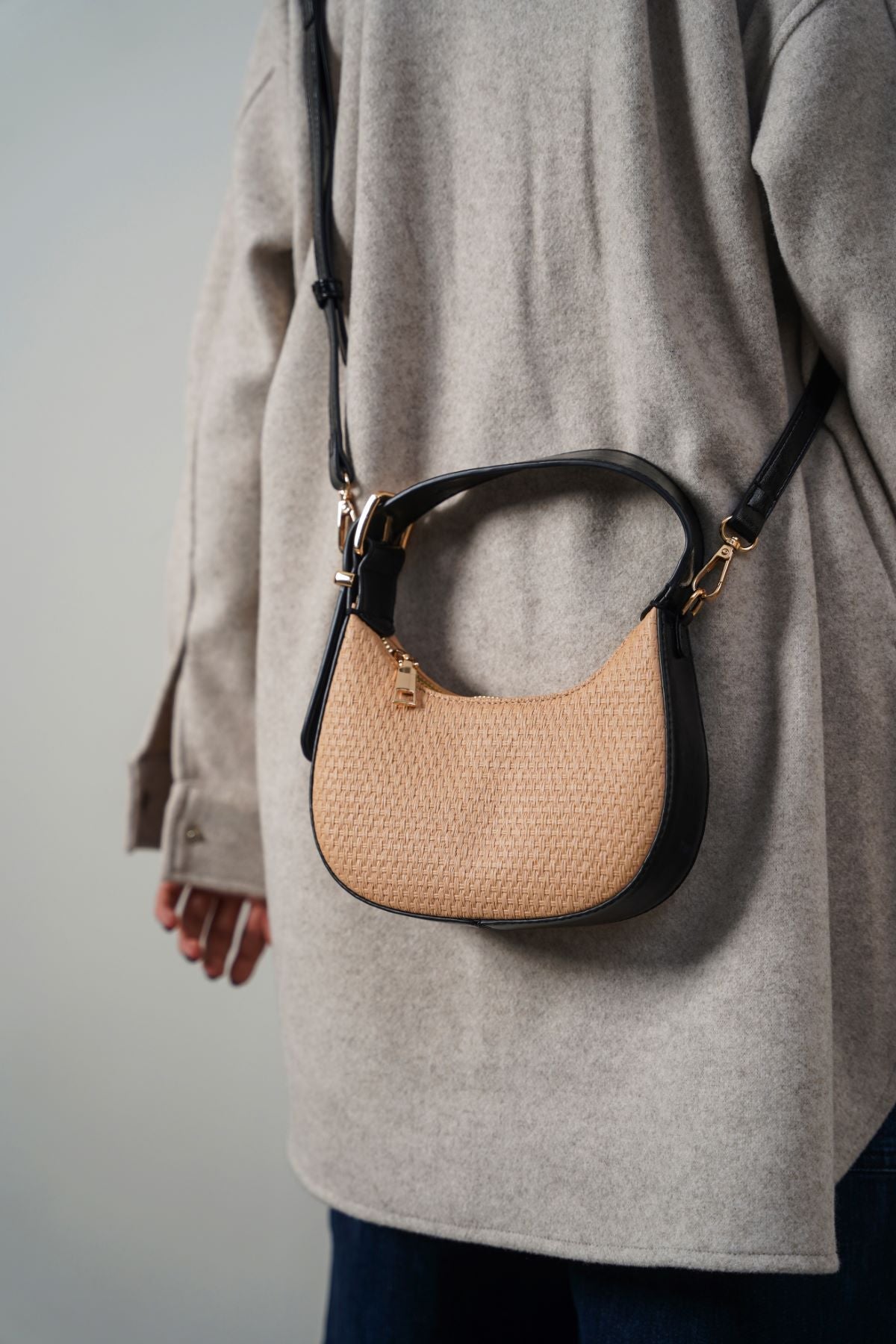 CALILO CROSSBODY BAG