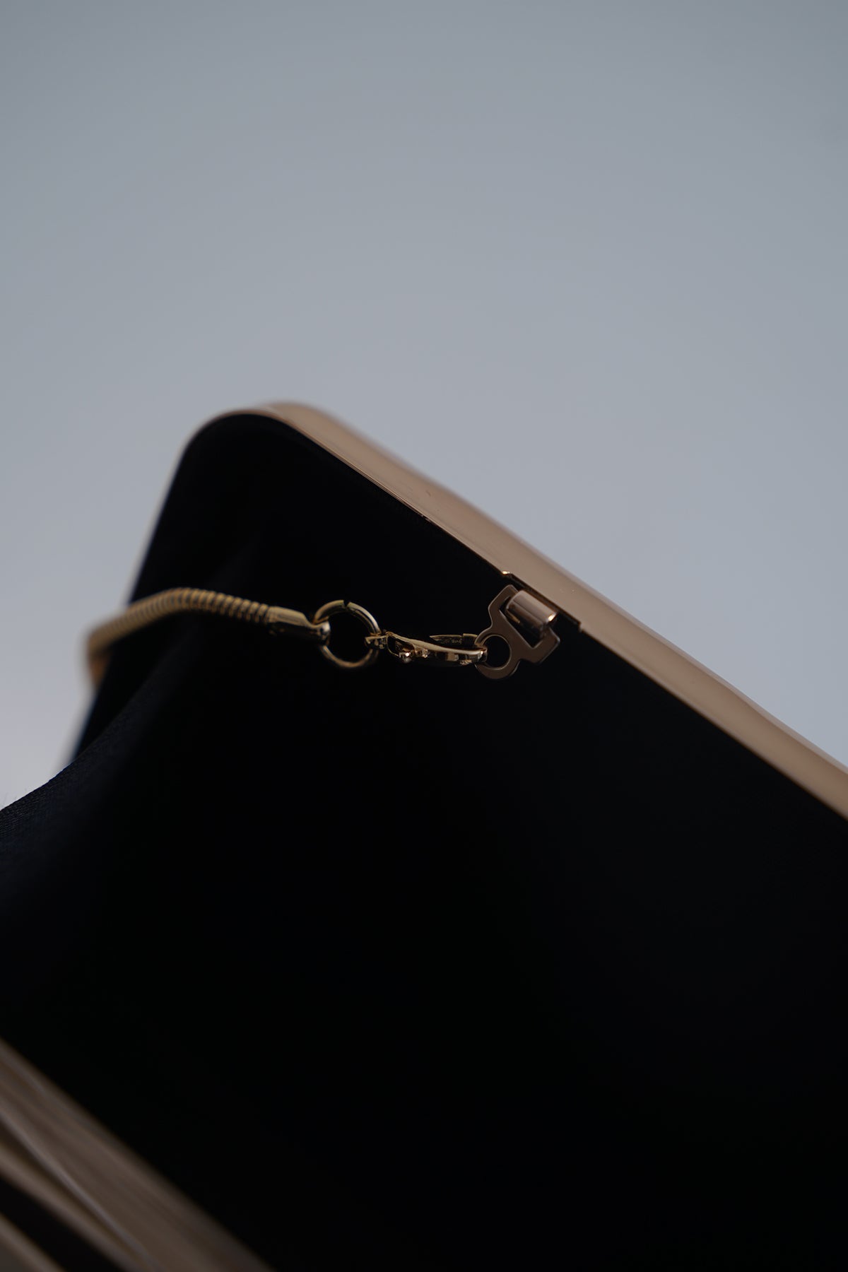 METALLIC NIGHT CLUTCH