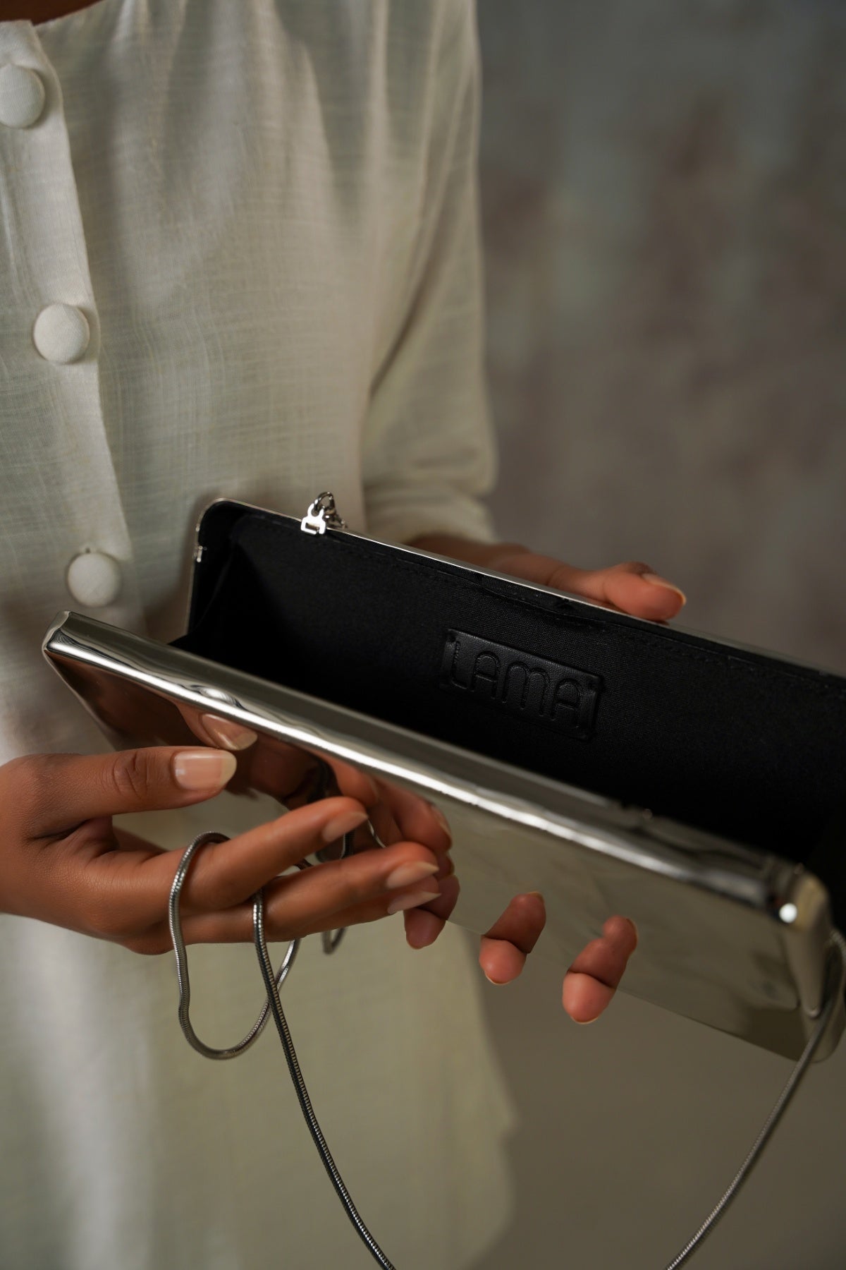 METALLIC NIGHT CLUTCH