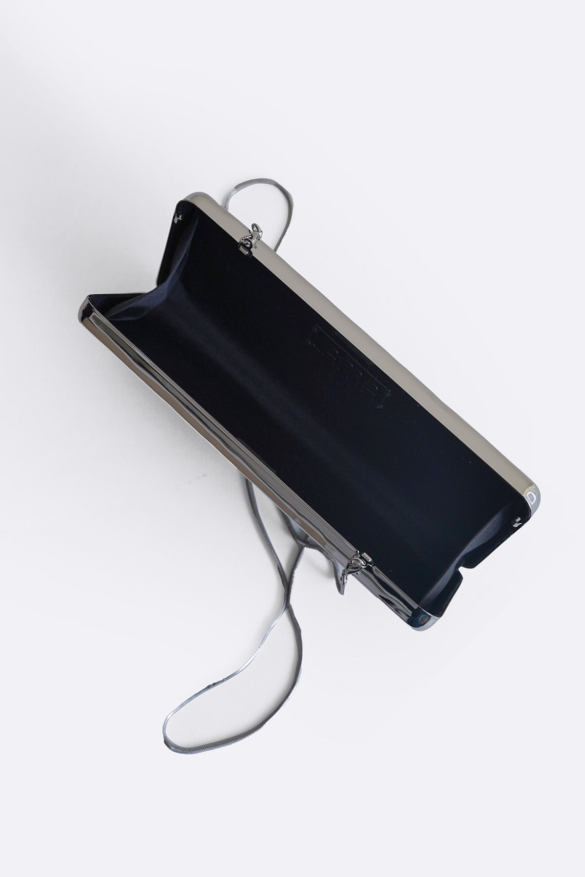 METALLIC NIGHT CLUTCH